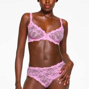 Skims Stretch lace Intimates underwire scoop bra Pink BA-SCP-3575 size 38A‎